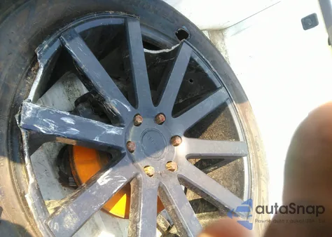 2014 Chevrolet Silverado K1500 Lt from USA, damaged, VIN 1GCVKREC4EZ411962